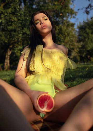 Шакира, Г. Челябинск